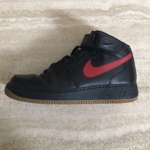 black air force 1 with red swoosh
